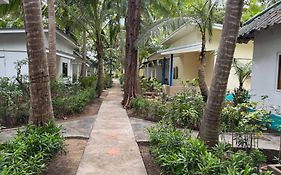 Lanta Island Resort